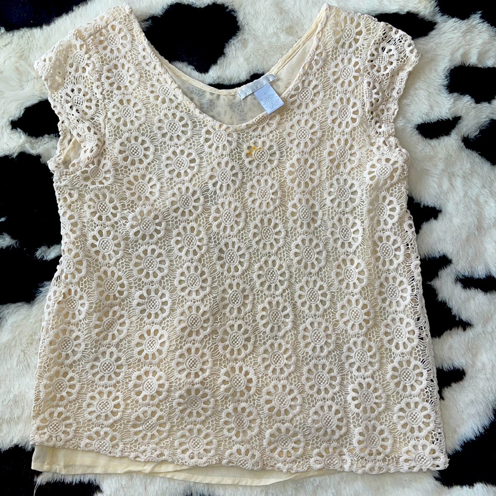 Size L women’s blouse. Only worn once